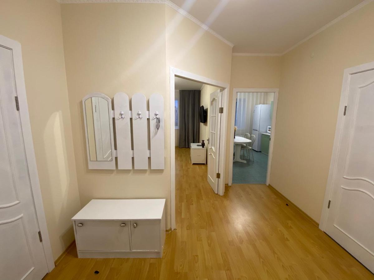Apartment in the city centre Asztana Kültér fotó