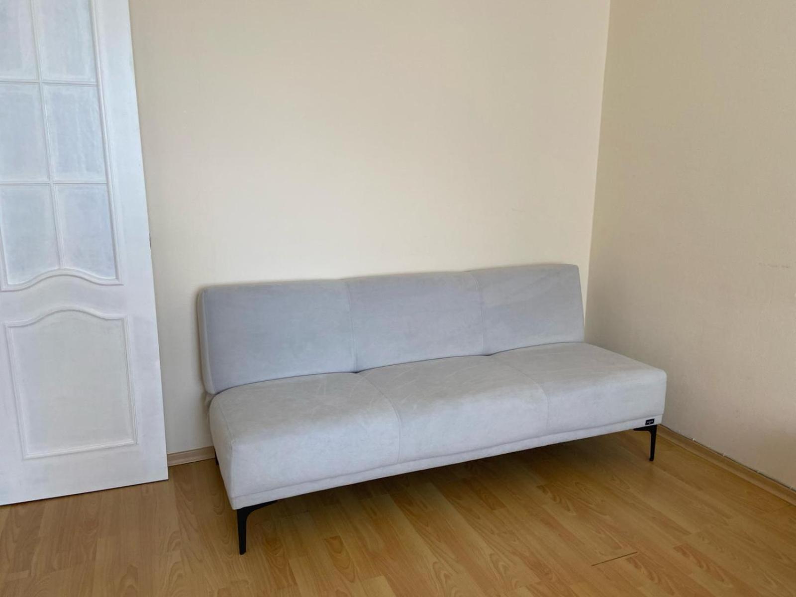 Apartment in the city centre Asztana Kültér fotó